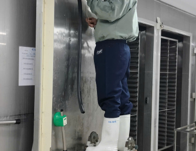 CUNG CẤP VẬT TƯ PHỤ TÙNG THAY RON CỬA KHO LẠNH 